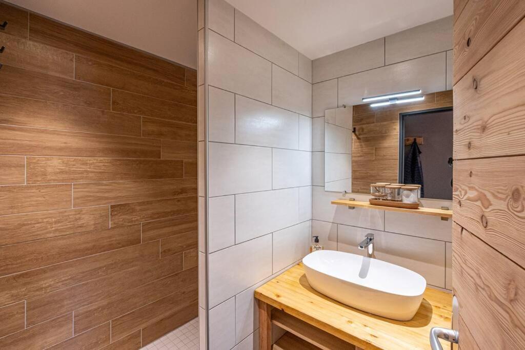 Le Tronador - 2 Pieces Au Pied Des Pistes Apartman Orcières Kültér fotó